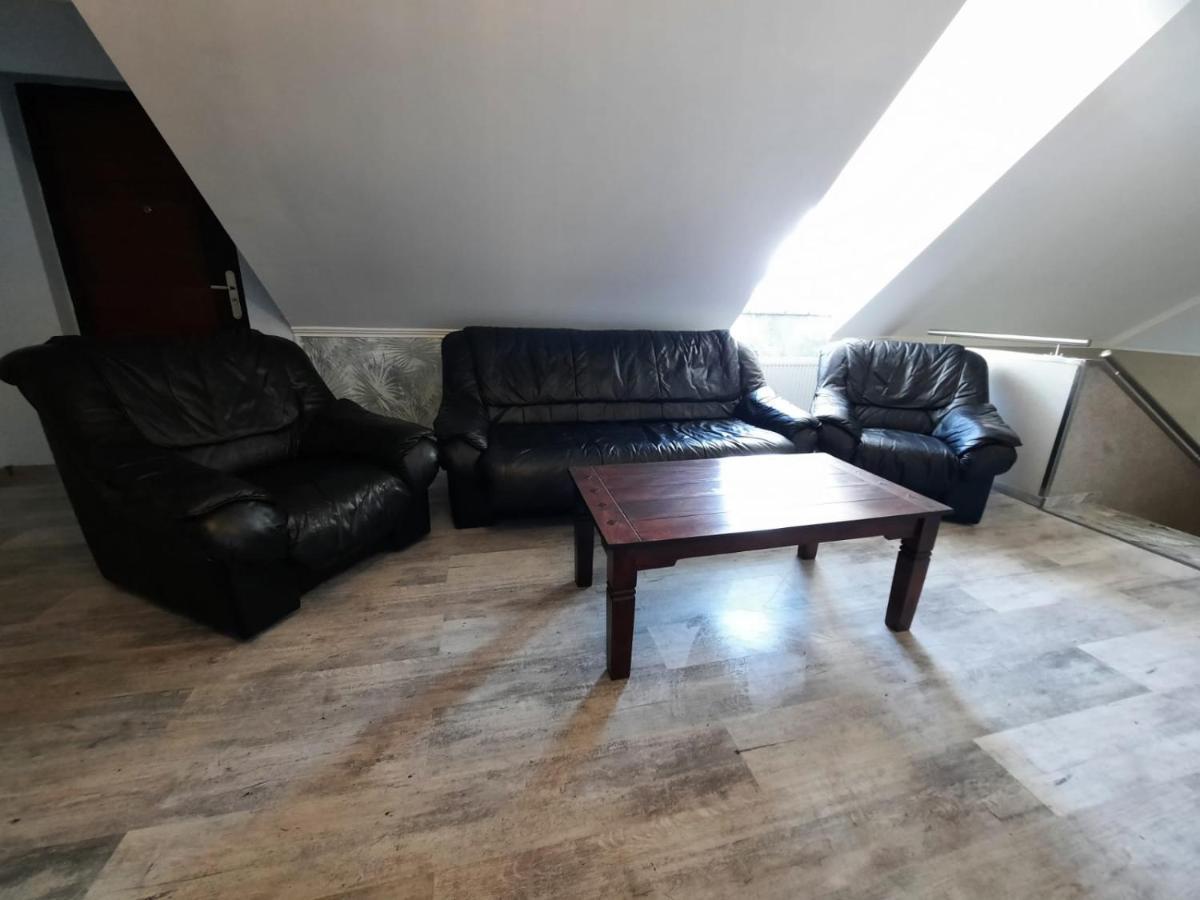 Borostyan Panzio Bed & Breakfast Дебрецен Екстериор снимка