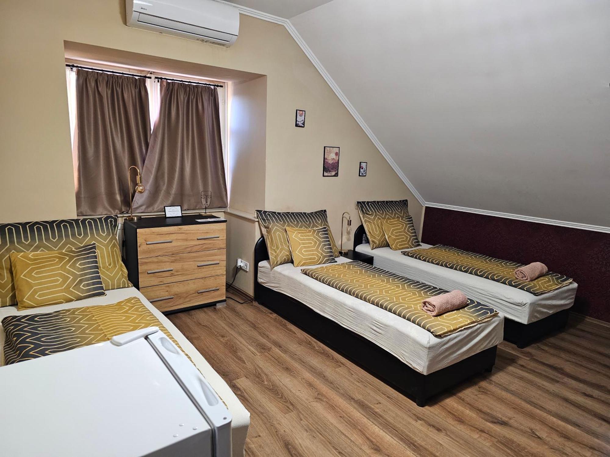 Borostyan Panzio Bed & Breakfast Дебрецен Екстериор снимка